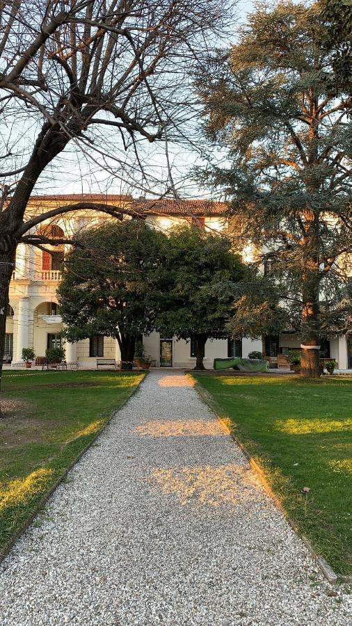 Guest House Villa Angaran San Giuseppe Bassano del Grappa Eksteriør billede