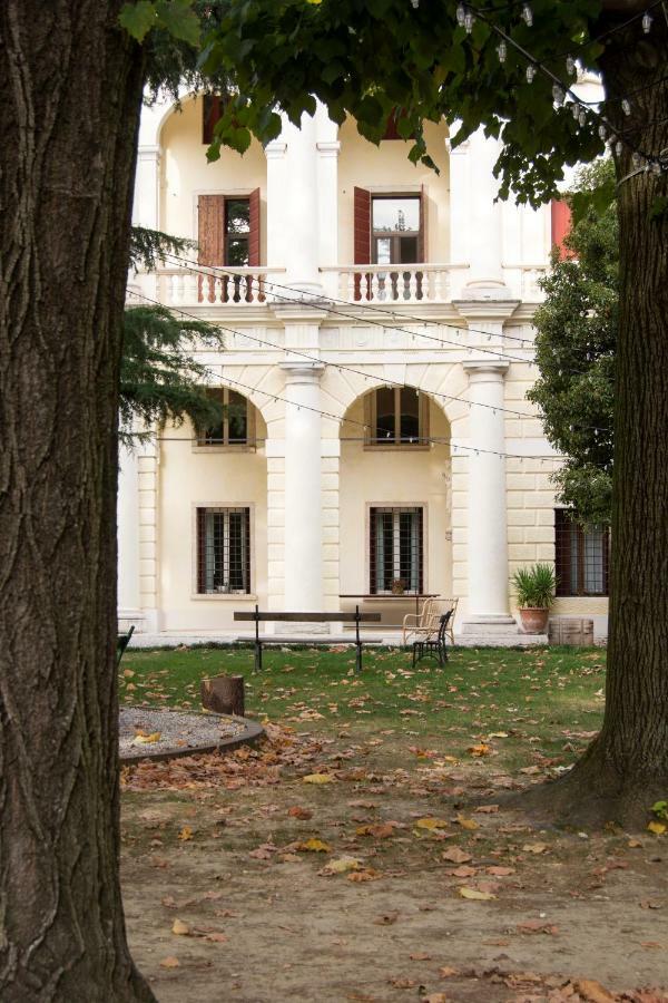 Guest House Villa Angaran San Giuseppe Bassano del Grappa Eksteriør billede